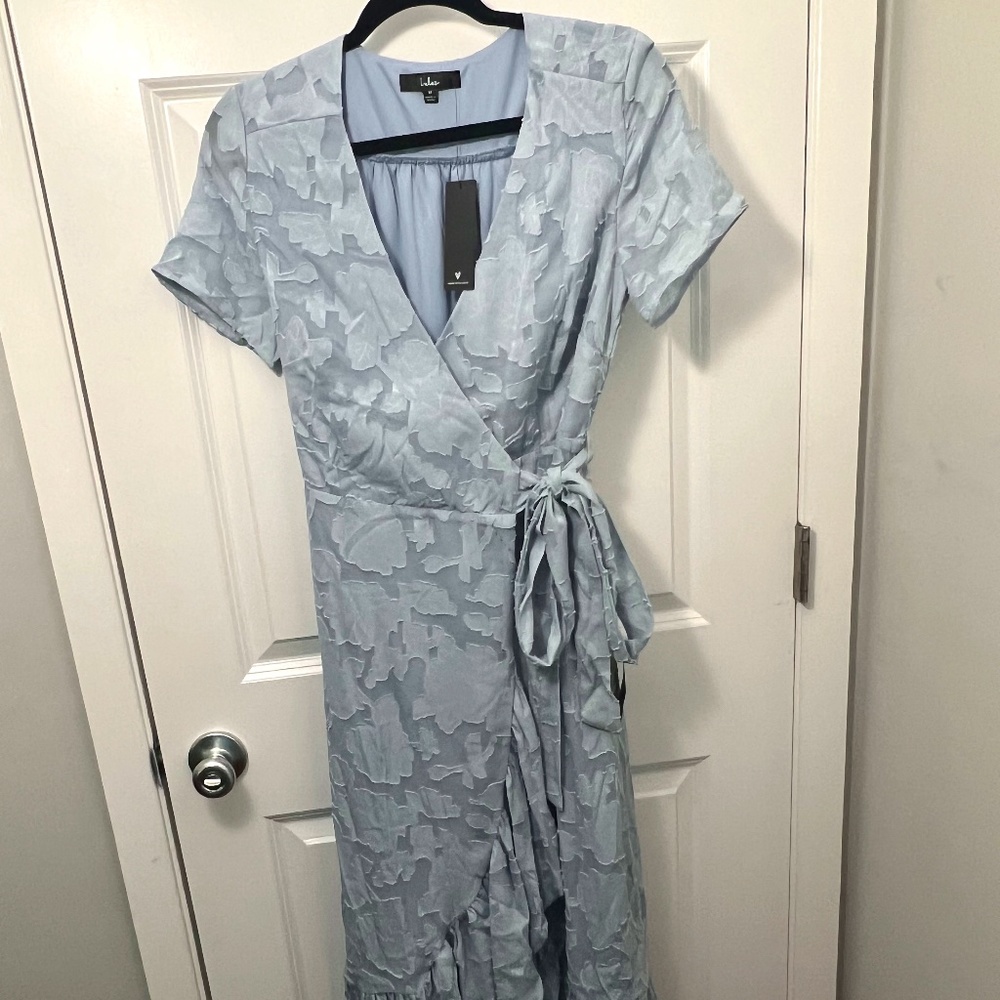 Blissfully Light Blue Jacquard Short Sleeve Wrap Midi Dress, Lulus Dress, size M
